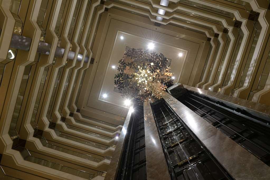 Palace Hotel 5*